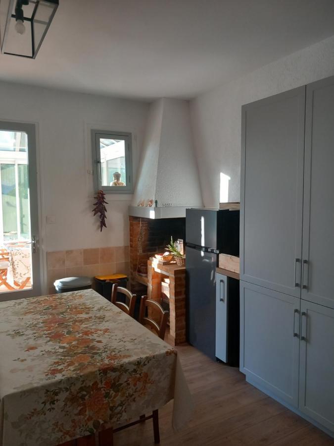 Allemans La Montagne Sud B&B 외부 사진