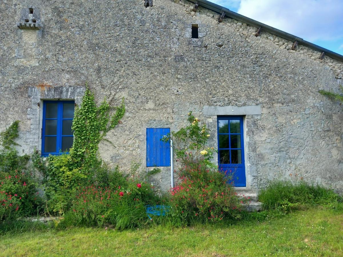 Allemans La Montagne Sud B&B 외부 사진