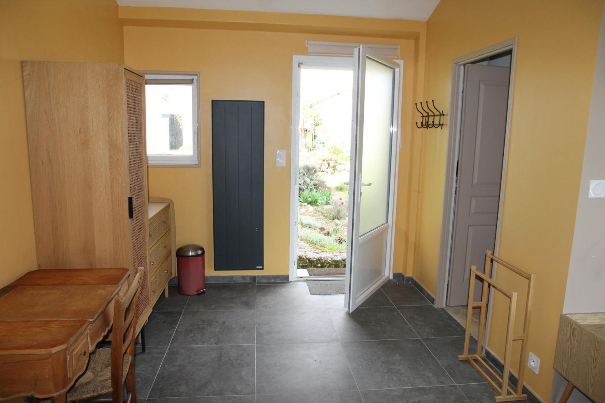 Allemans La Montagne Sud B&B 외부 사진