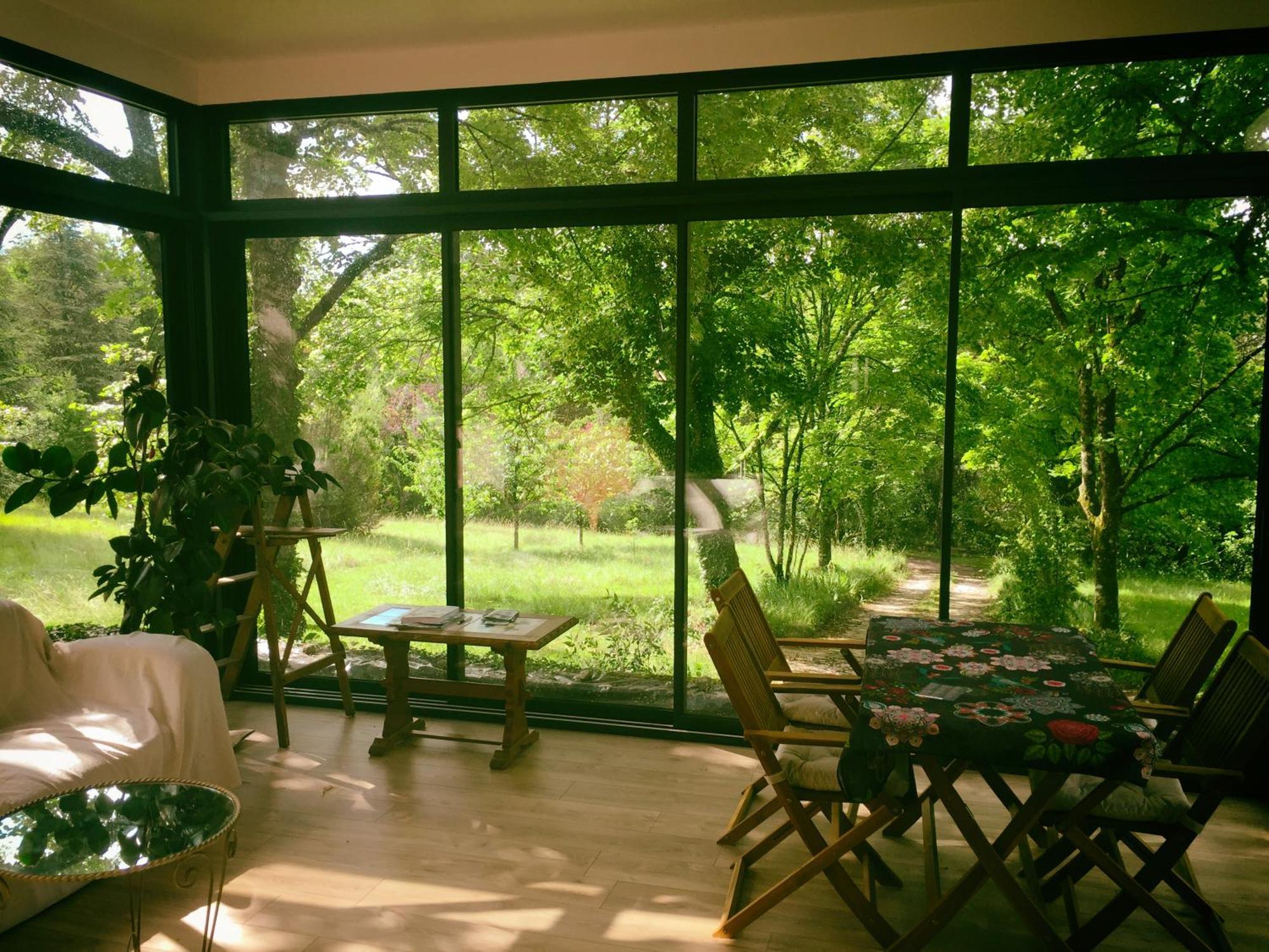Allemans La Montagne Sud B&B 외부 사진